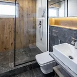 Апартаменты Stylisch New With One Bedroom