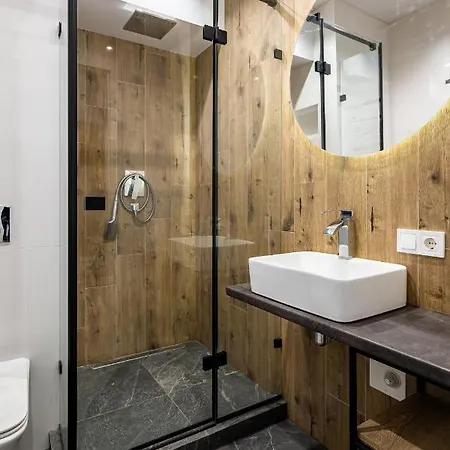 Stylisch New With One Bedroom Apartament *