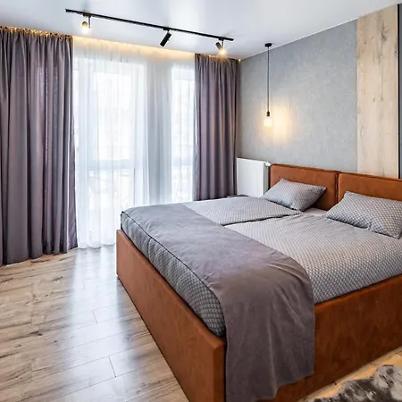 Stylisch New With One Bedroom דירה *