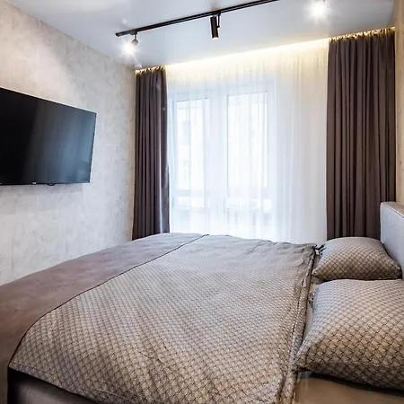 아파트 Stylisch New With One Bedroom 리비프