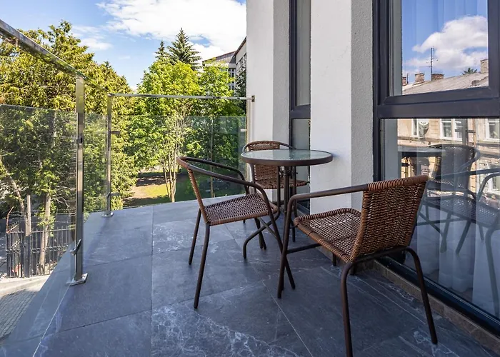 Stylisch New With One Bedroom 아파트 리비프